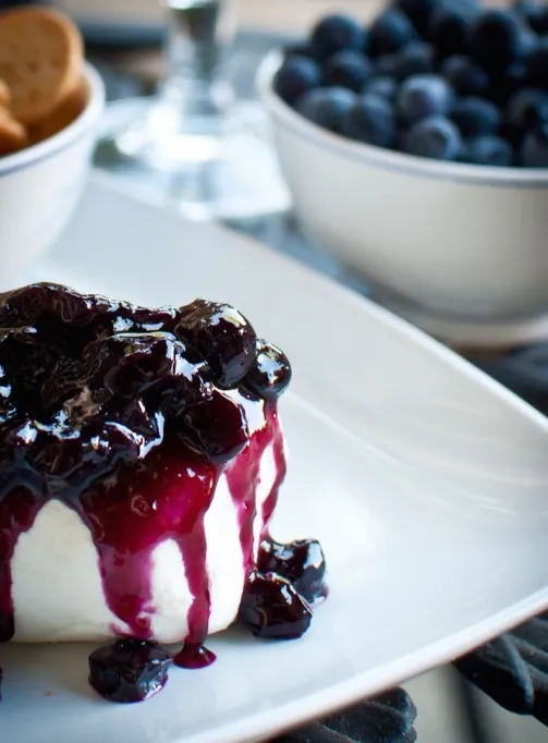 BLUEBERRY COBBLER
